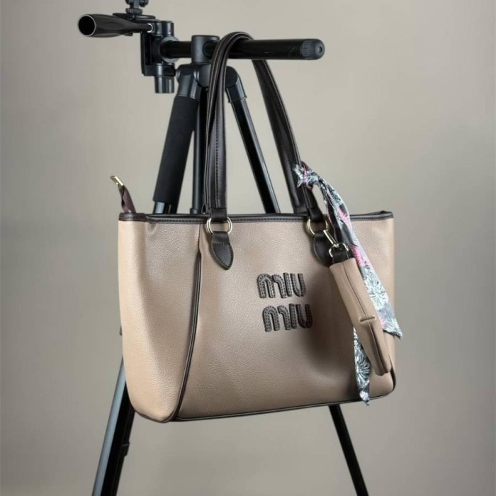 کیف دوشی میومیو کد 1028